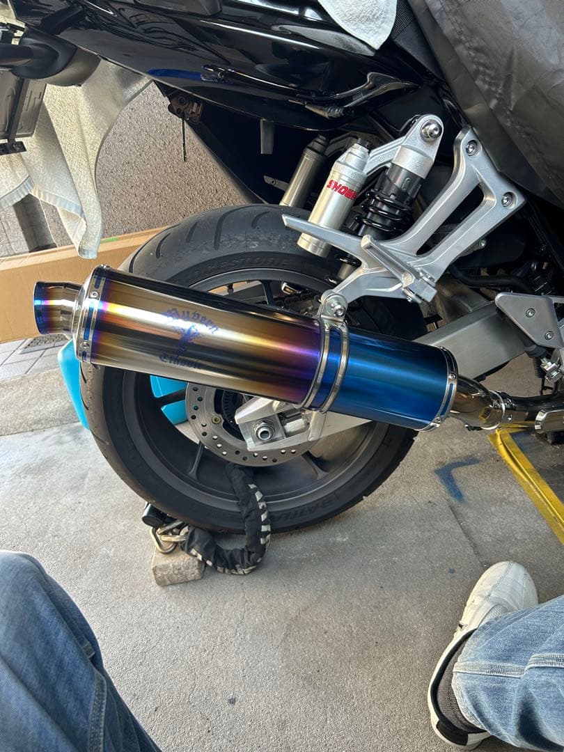 CB1300 アーズギアスリップオンマフラーsc54 ぱんだ