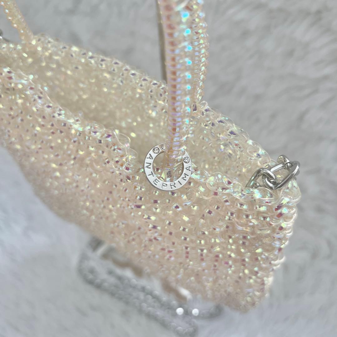 アンテプリマ　スタンダードスクエアミディアム　チェーン付き