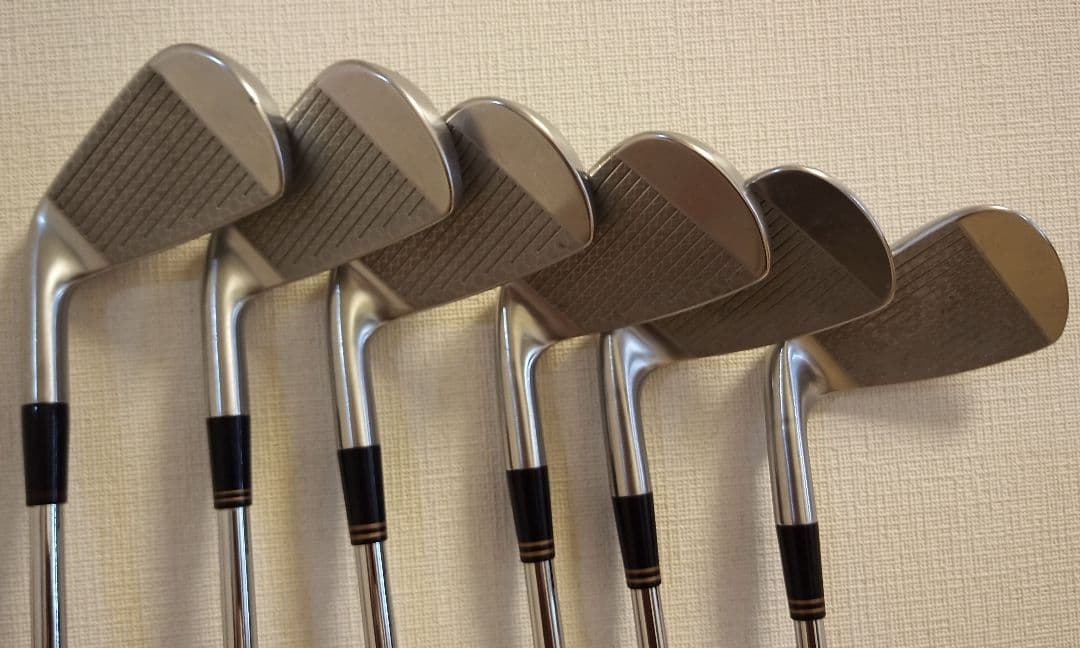 ONOFF KURO　2022　オノフ　アイアン