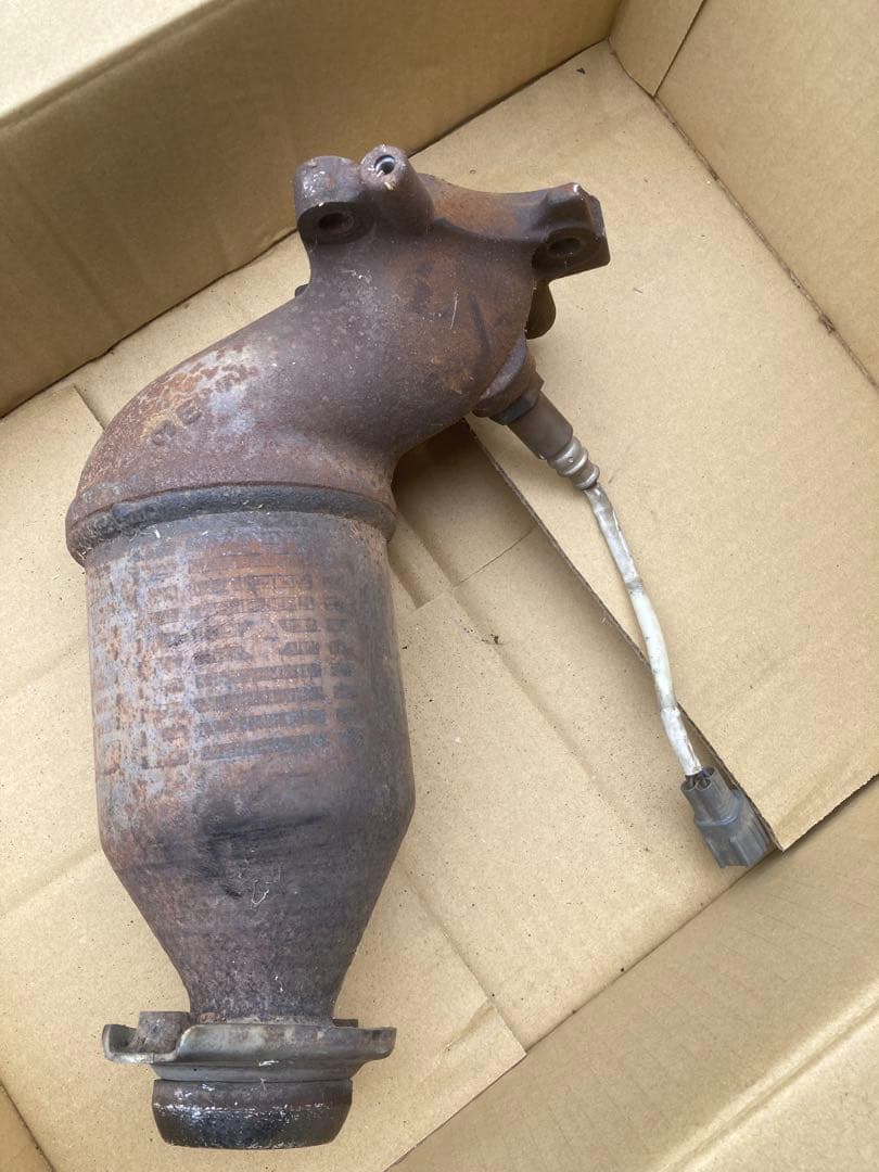 ダイハツ　触媒　キャナライザー