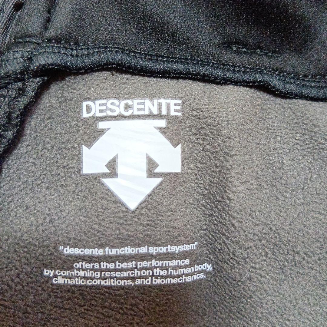 デサント【SSサイズ】スキーレーシング用　 ショートパンツ　ハーフパンツ