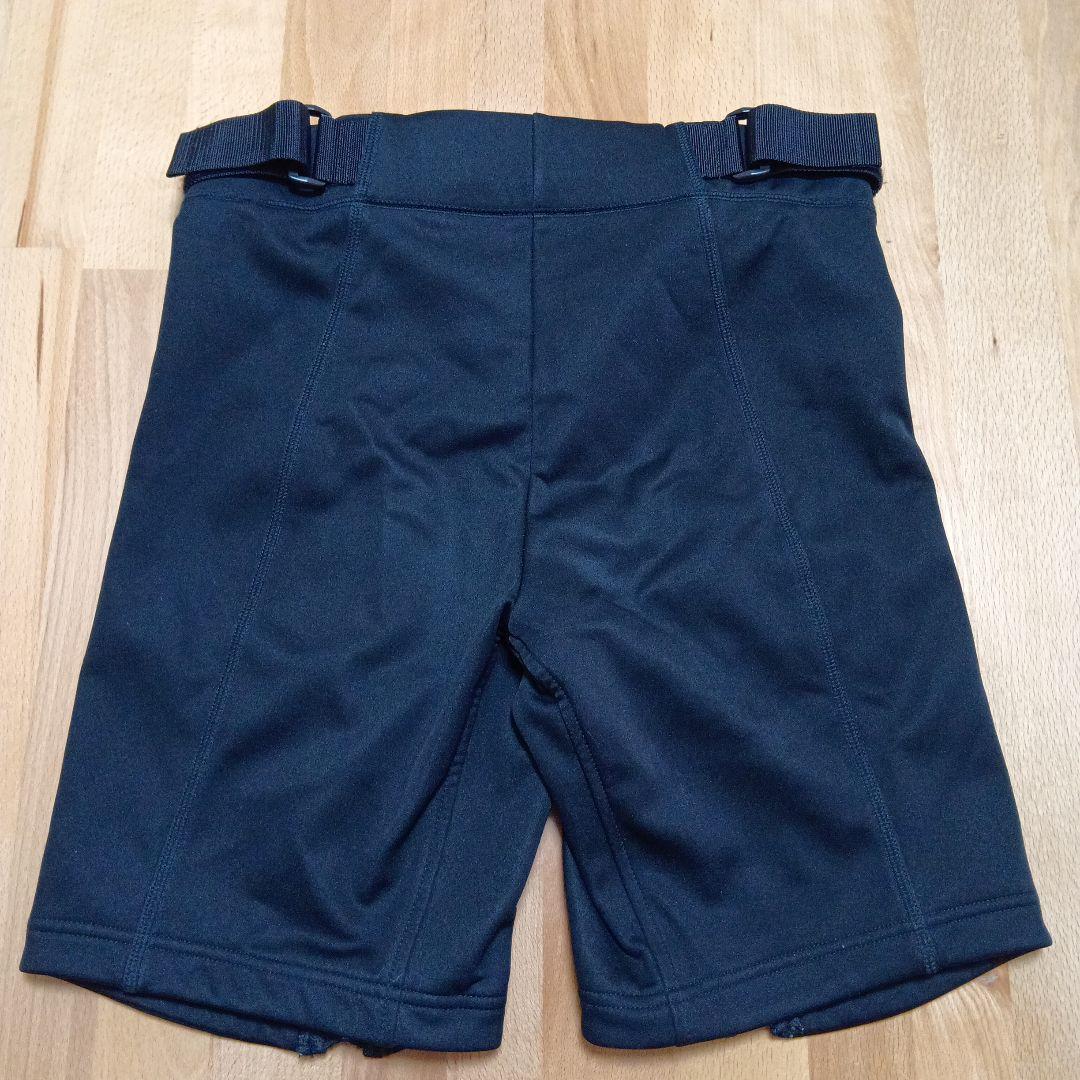 デサント【SSサイズ】スキーレーシング用　 ショートパンツ　ハーフパンツ