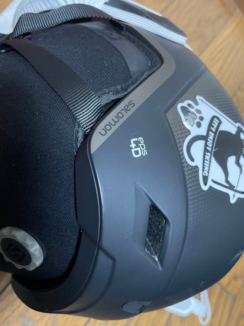 サロモン スキー用ヘルメット マットブラック バイザー付き