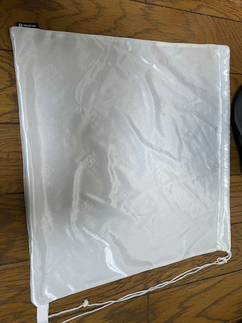 サロモン スキー用ヘルメット マットブラック バイザー付き