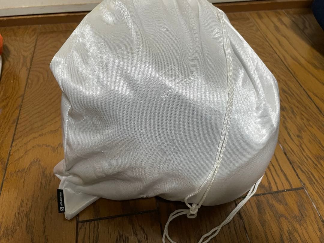 サロモン スキー用ヘルメット マットブラック バイザー付き