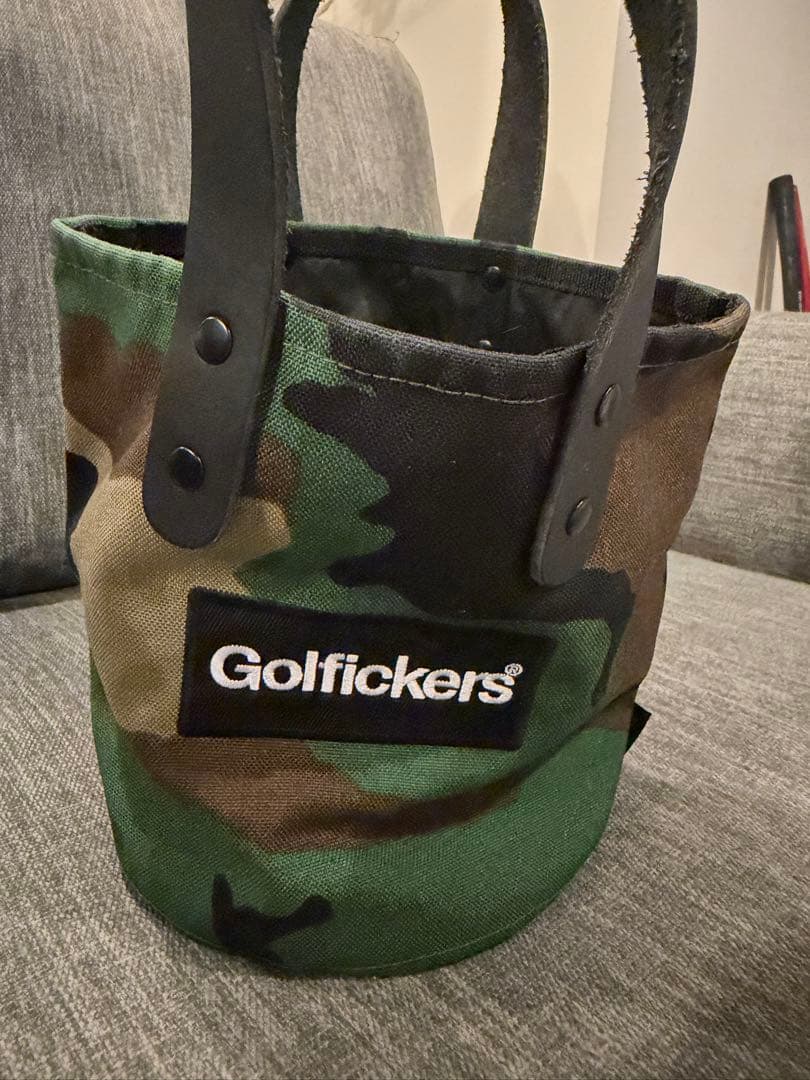 【未使用品】Golfickers ラウンドバッグ　迷彩