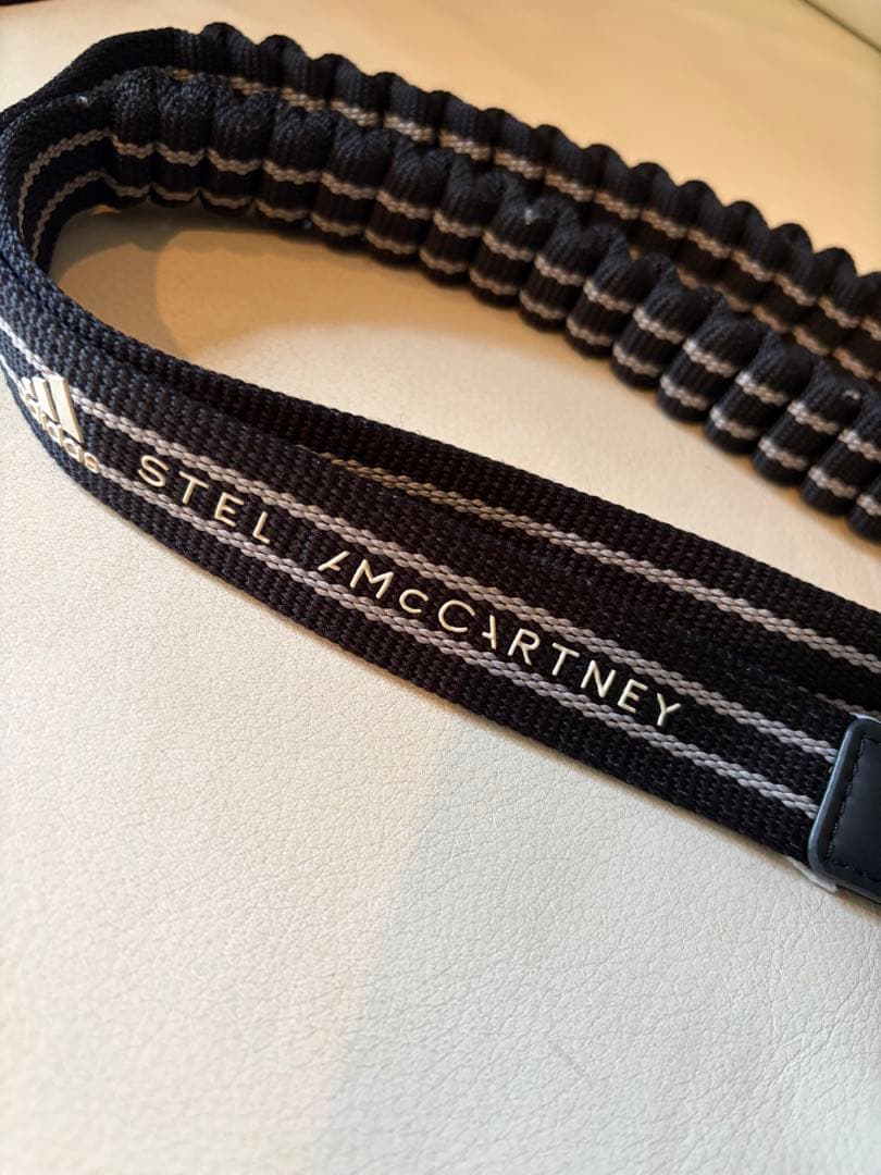 adidas by Stella McCartney ランヤード 黒 ブラック
