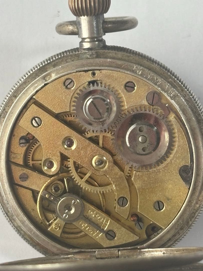 懐中時計　TRUSTY トラスティ　犬のマーク　シルバーケース レトロ