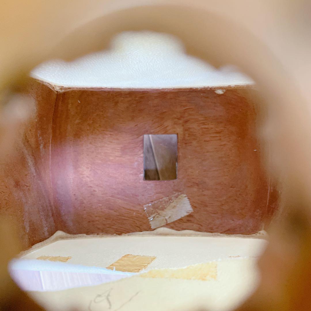 津軽三味線　花梨　丸打胴　津軽塗胴掛　太棹　正寸　天神欠け無　鼈甲撥付　平溝