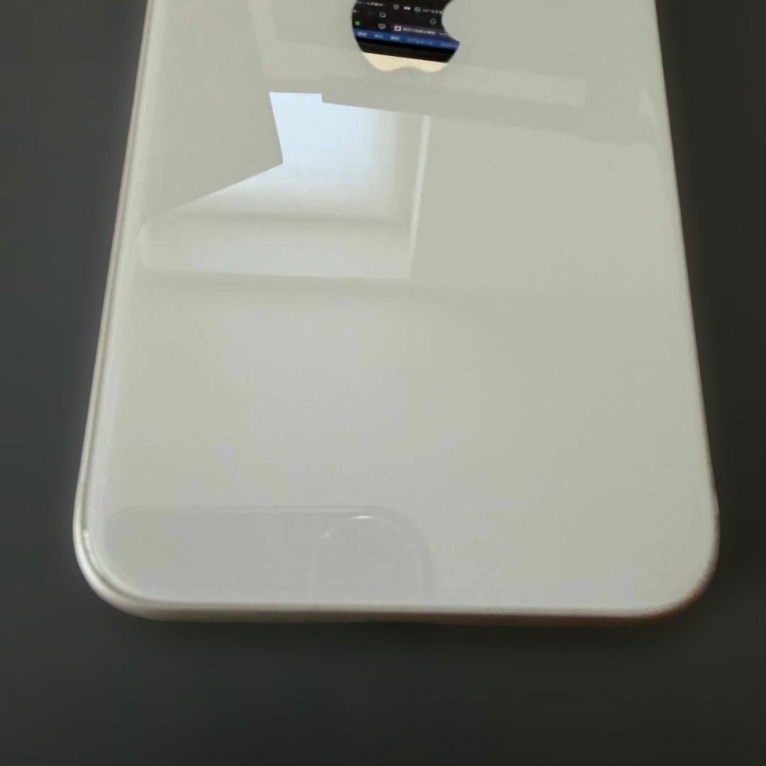 iPhone SE第3世代　128GB　バッテリー88％　美品