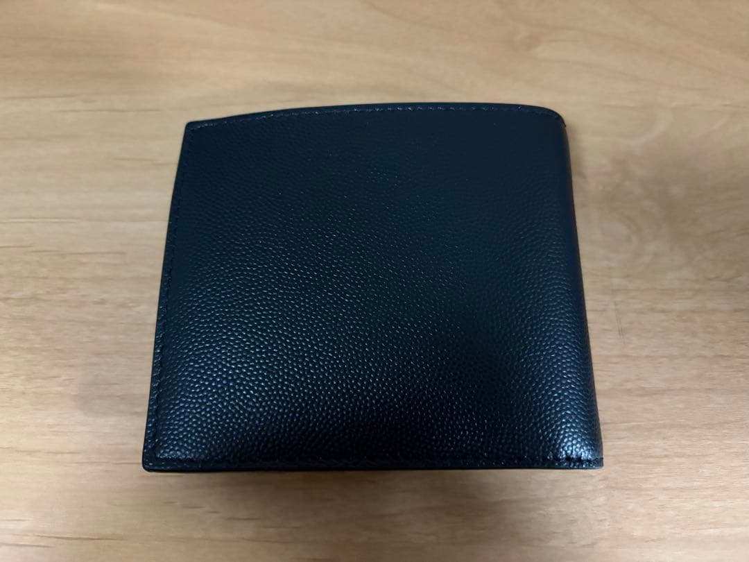 SAINT LAURENT 二つ折り財布 パース付き