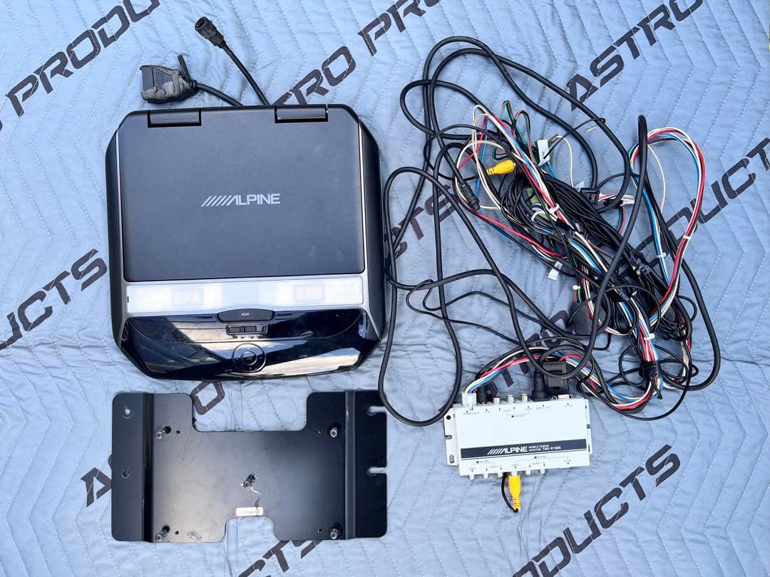 ALPINE フリップダウンモニター TMX-R1500
