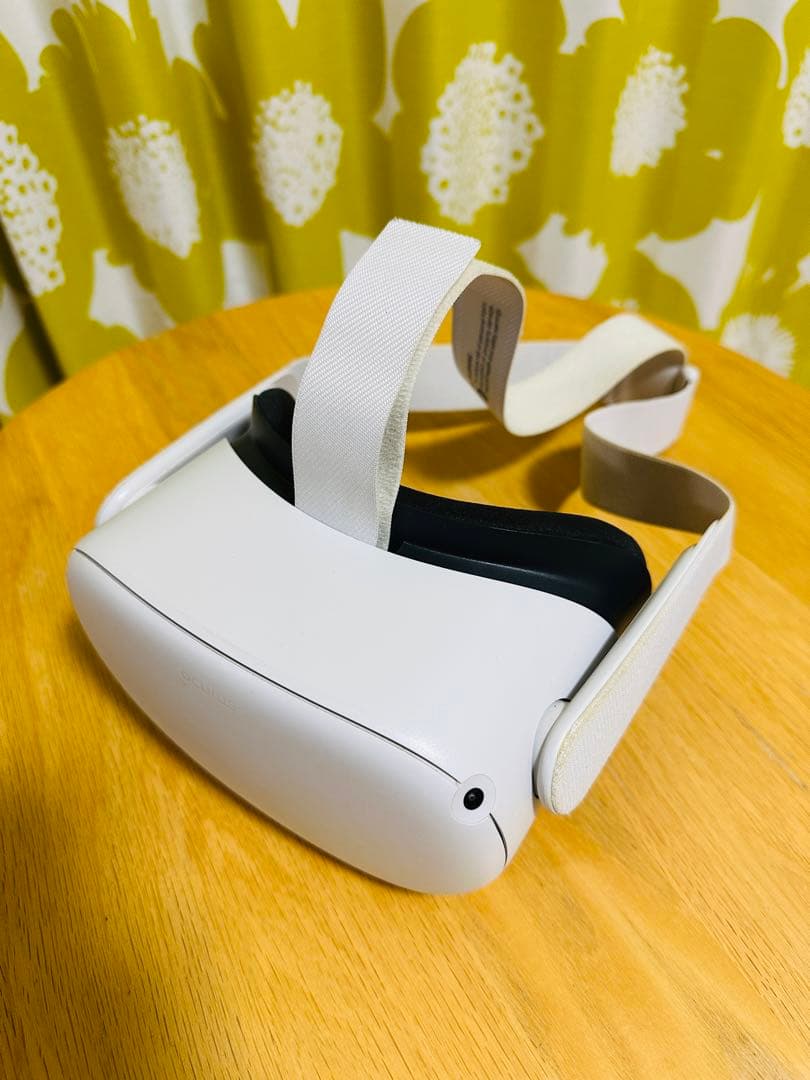  Quest 2 完全ワイヤレスのオールインワンVRヘッドセット