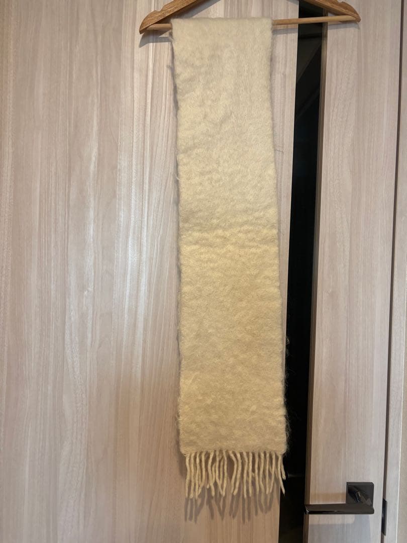 【即購入OK】 LOEWE マフラー