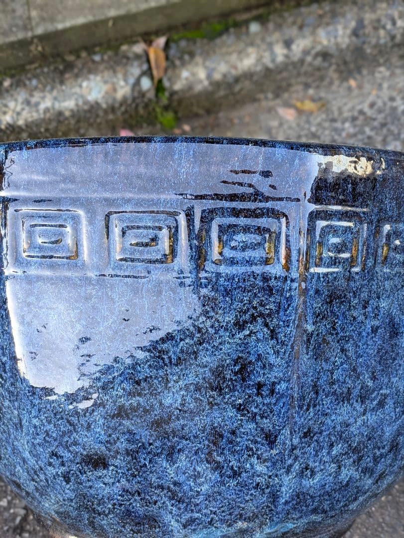 火鉢　青色八角形火鉢 陶器製　特大火鉢　大型火鉢昭和レトロアンテーク睡蓮鉢　水草