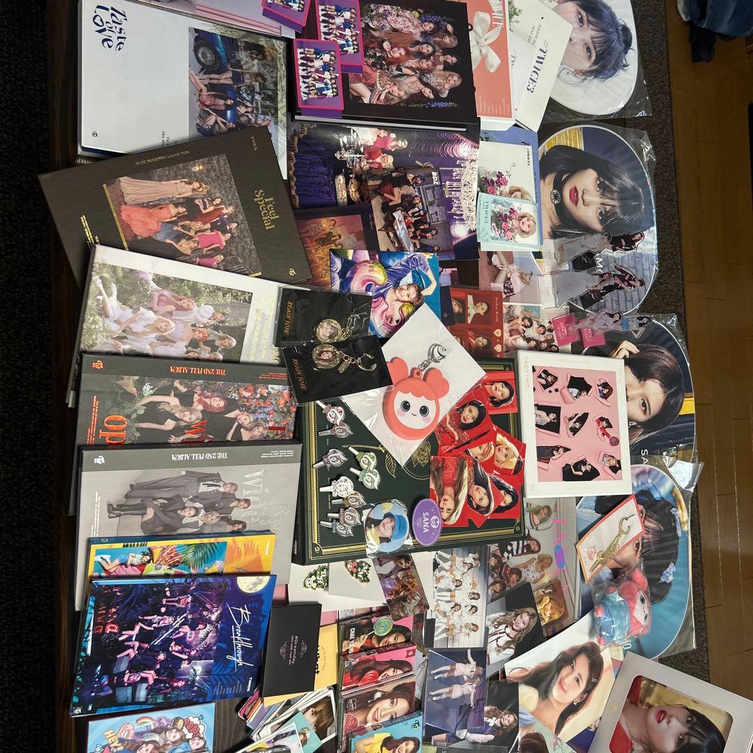 TWICE グッズCD DVD等まとめ売りKポップアジアonce卒業