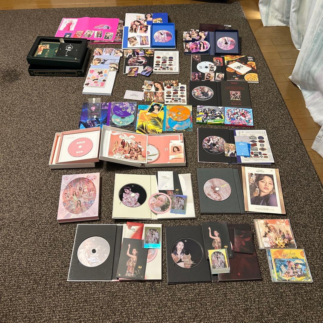 TWICE グッズCD DVD等まとめ売りKポップアジアonce卒業