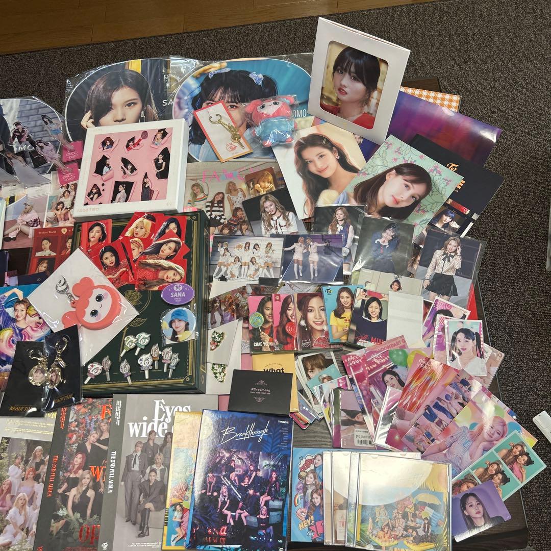 TWICE グッズCD DVD等まとめ売りKポップアジアonce卒業
