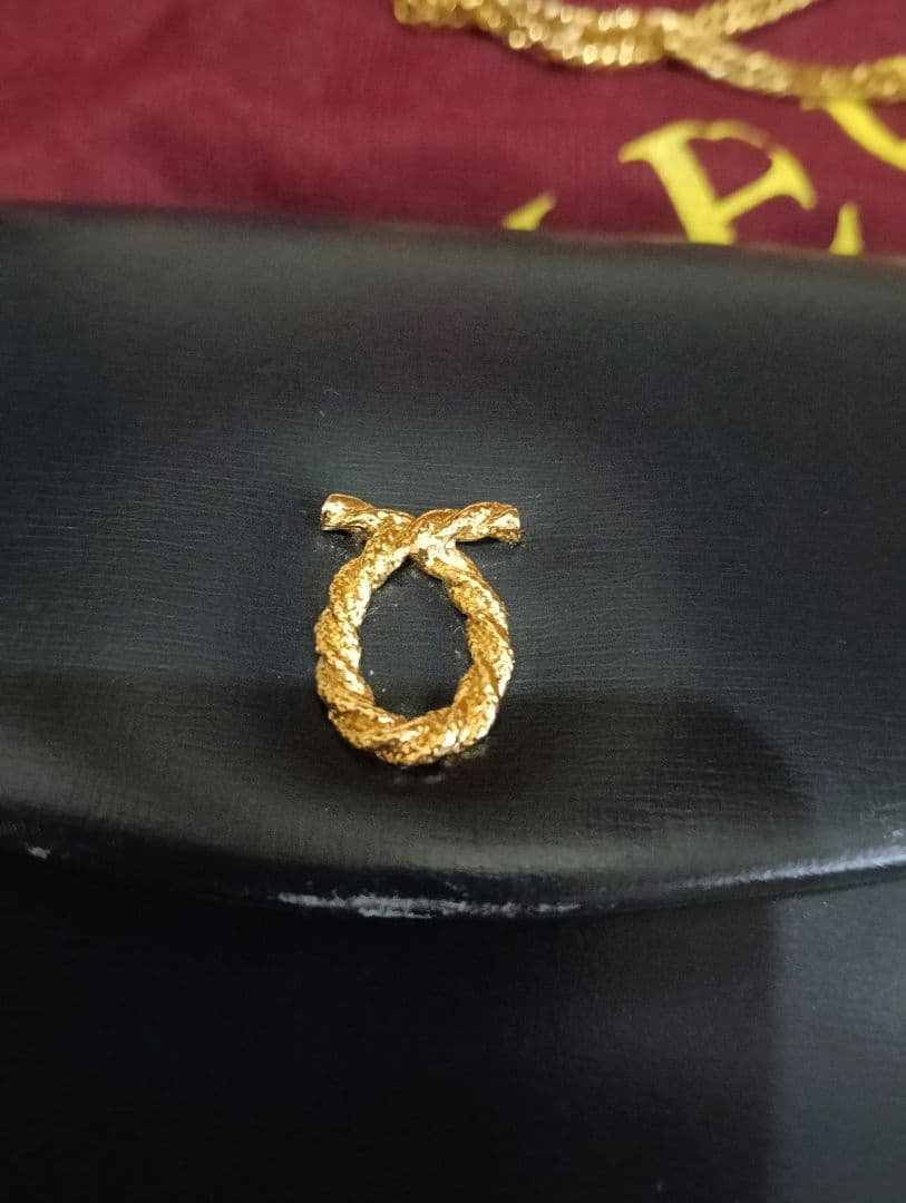 中古！英国王室御用達！LAUNER ブラック ショルダーバッグ