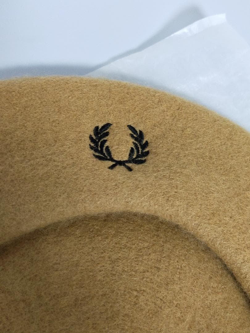 FRED PERRY ベレー帽　ダークキャラメル　正規品　新品　タグ付き 残1点