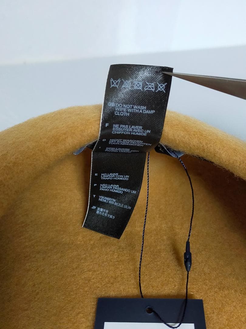 FRED PERRY ベレー帽　ダークキャラメル　正規品　新品　タグ付き 残1点