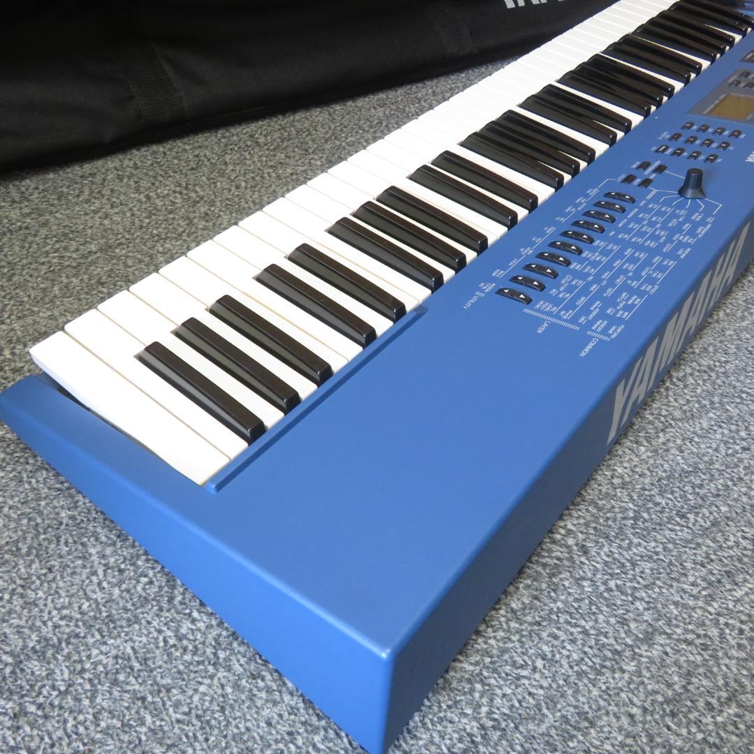 極美品　動作良好　YAMAHA ヤマハ CS1X シンセサイザー