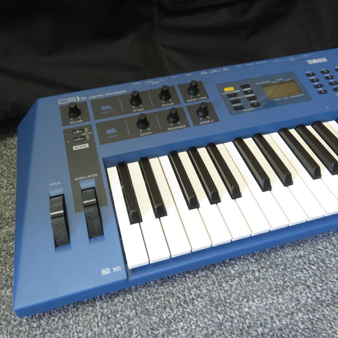 極美品　動作良好　YAMAHA ヤマハ CS1X シンセサイザー