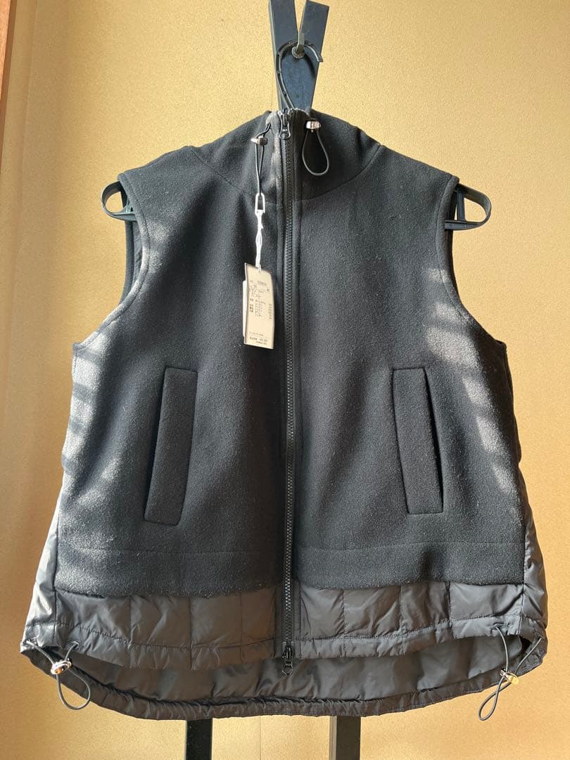 クールカレアンのダウンベスト