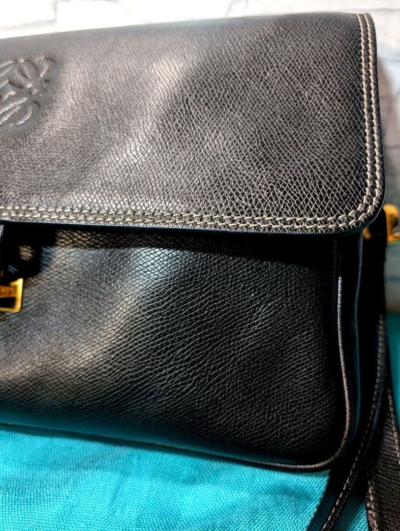 ♥極美品♥ロエベ OLD LOEWE ショルダーバッグ アナグラム レザー 黒