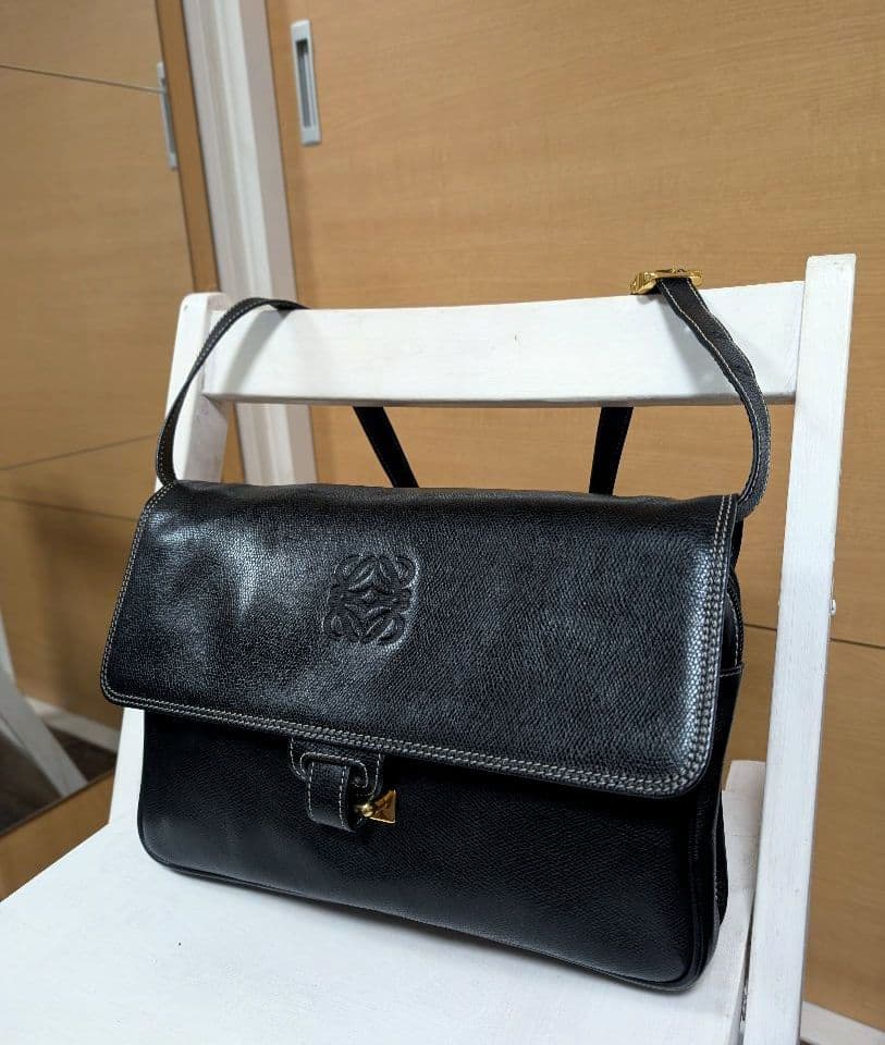 ♥極美品♥ロエベ OLD LOEWE ショルダーバッグ アナグラム レザー 黒