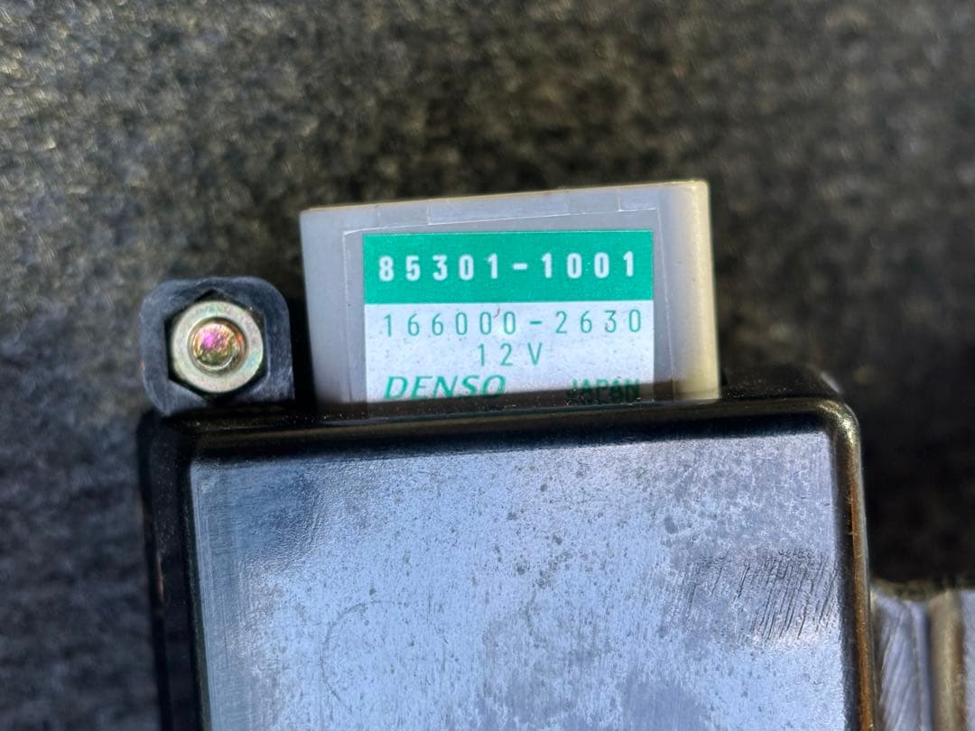 ランクル100系(HDJ101K)サンルーフモーター63260-60060 中古