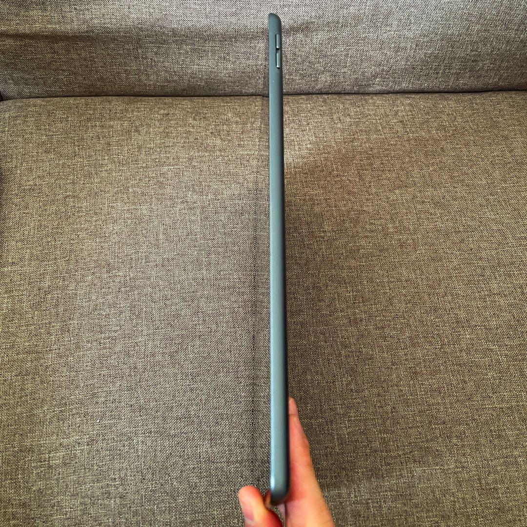 iPad第７世代　128GB