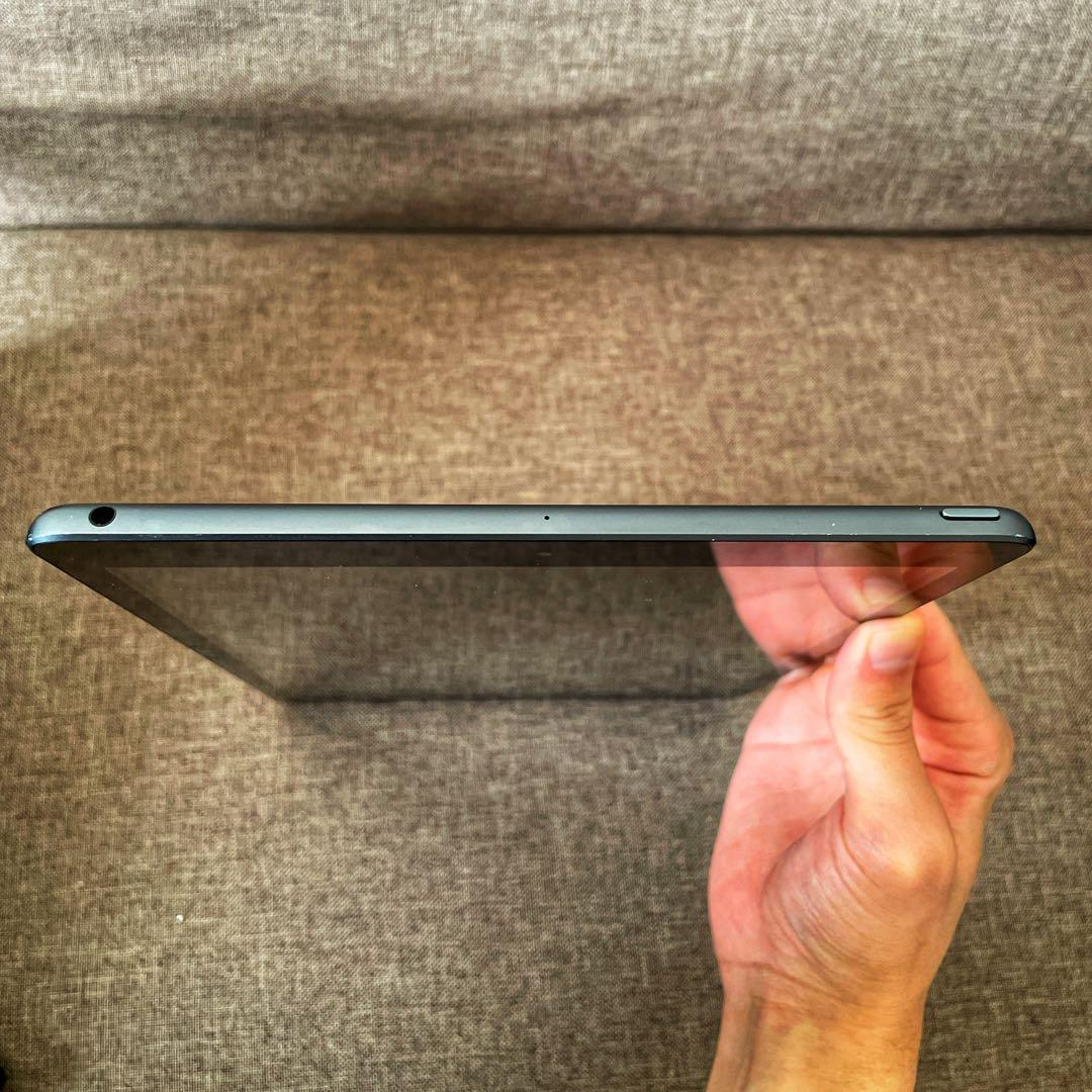 iPad第７世代　128GB