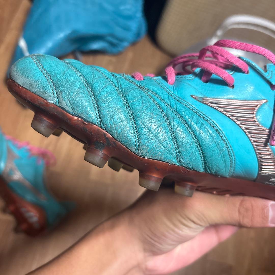 Mizuno モレリアネオ3