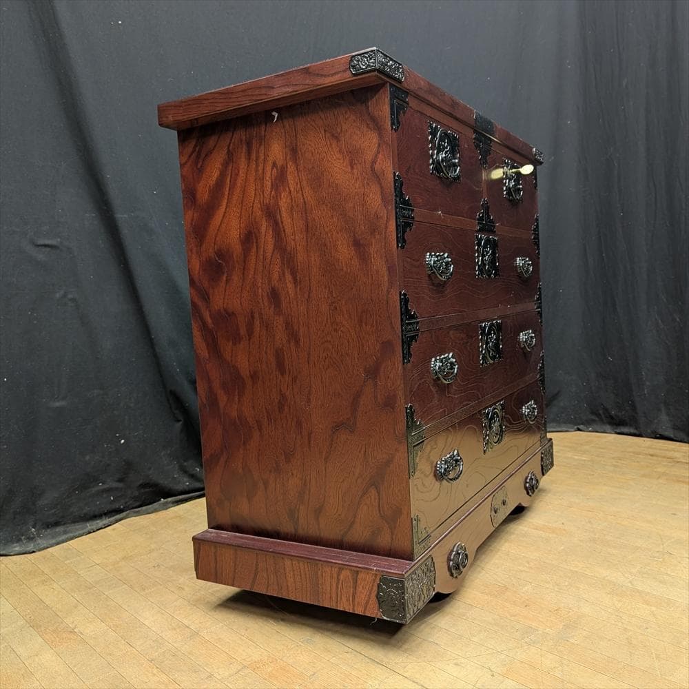 飛鳥工芸家具　欅　ケヤキ　欅箪笥　車箪笥　整理箪笥　箪笥　タンス　蟻組　民藝