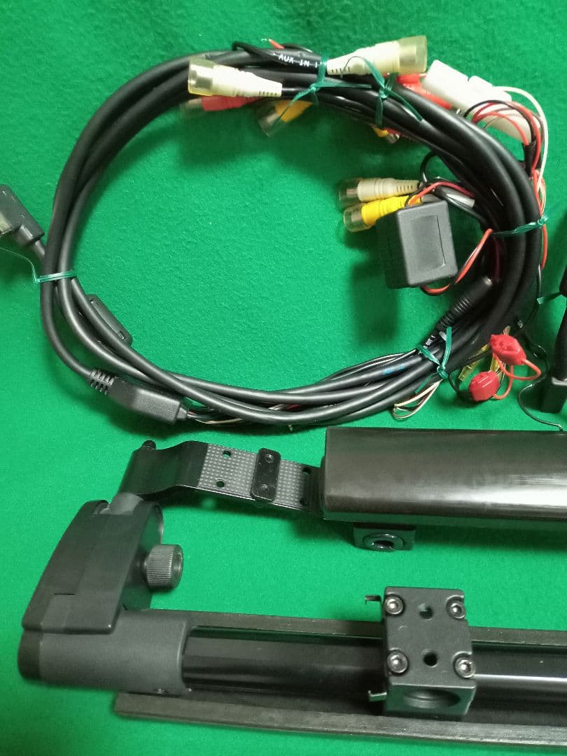 ALPINE ヘッドレスト9型モニター 2台セット