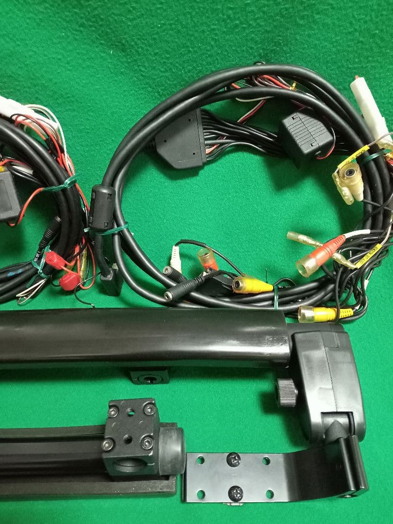 ALPINE ヘッドレスト9型モニター 2台セット