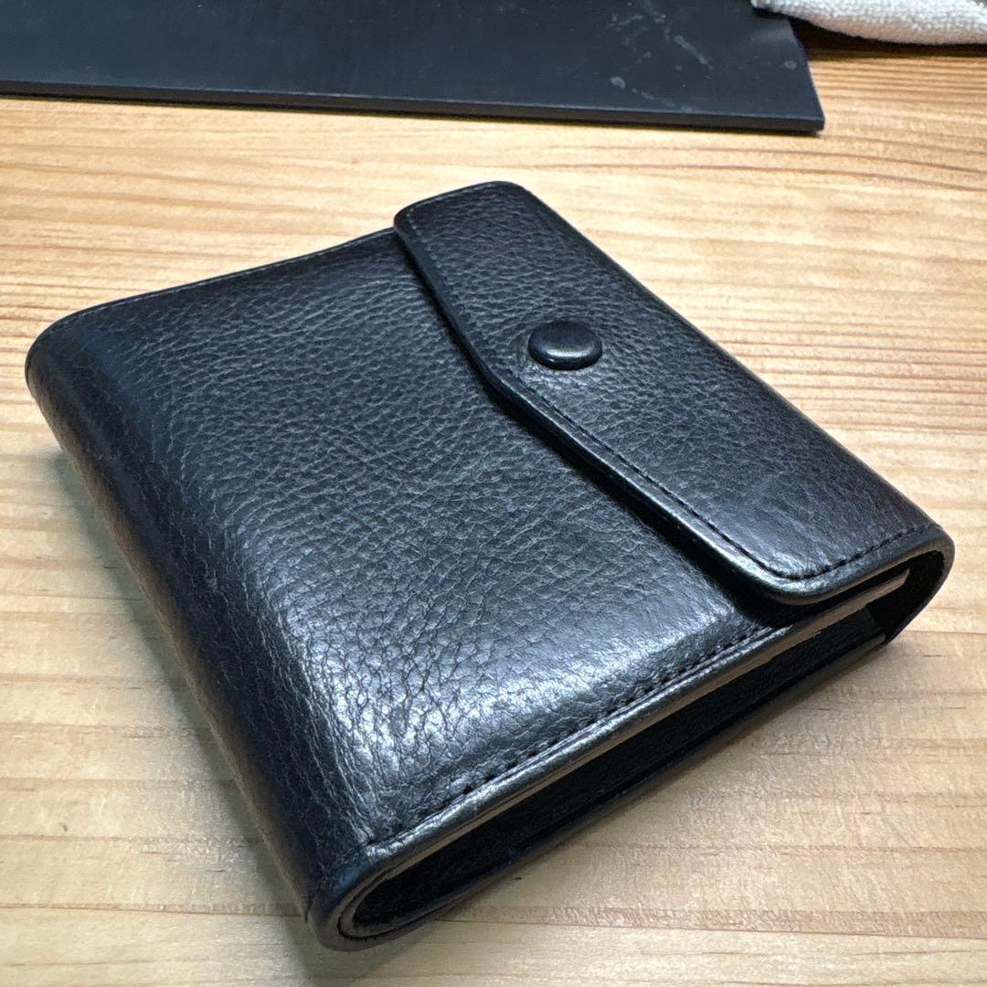 シンレザーズSinleathers タスカTasca二つ折り財布 黒