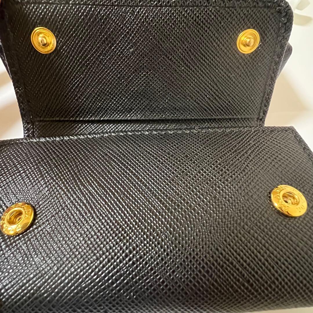 田村さんPRADA ブラック レザー キーケース