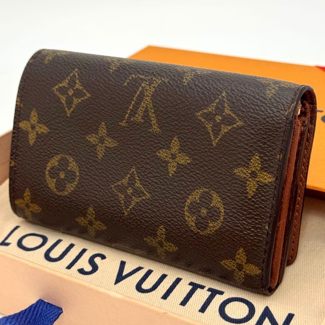【新型・美品】ルイヴィトン　モノグラム　ポルトモネ・ビエ・トレゾール　折り財布