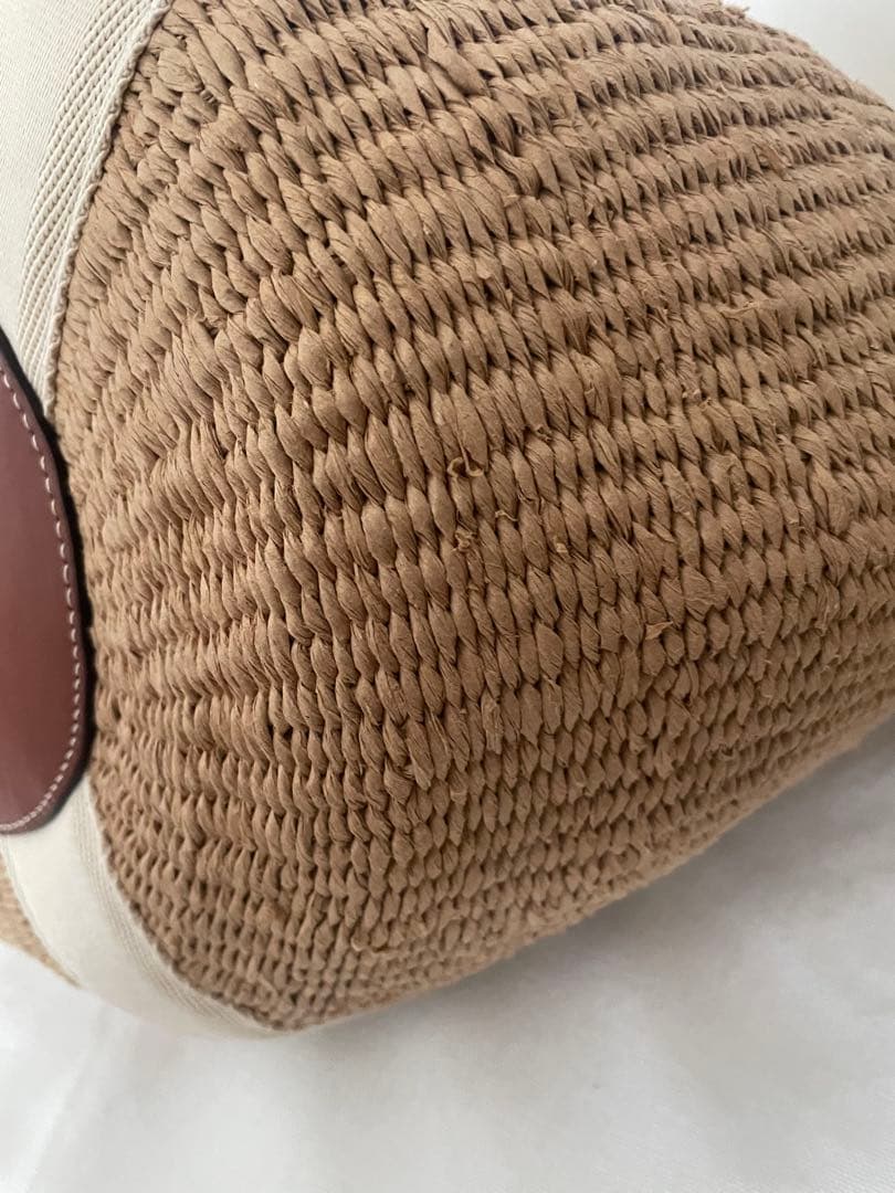 値下げします❣️超美品Chloé (クロエ)カゴトートバッグ