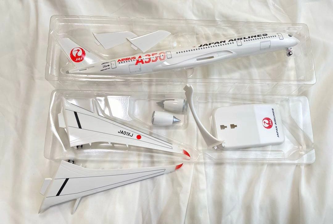 【お値下げ中❗️ほぼ未使用】JAL A350-900 エアバス1/200