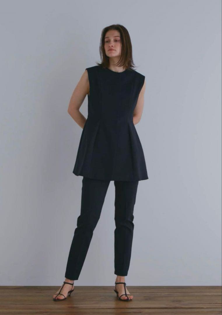 ダブルクロスぺプラムジレ　ルフィル LE PHIL サイズ1