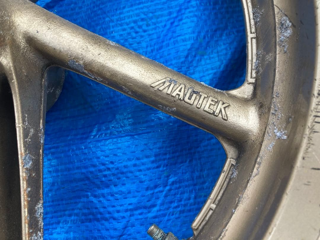 ◯ホンダ純正◯マグホイール◯フロント◯RS250？◯NSR250？◯