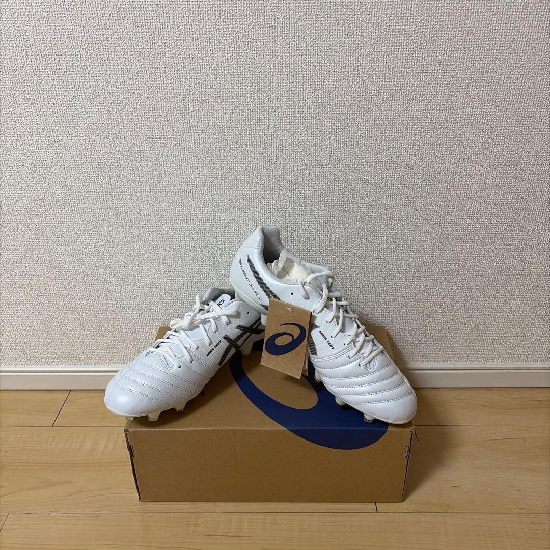 ASICS サッカーシューズ ホワイト スパイク