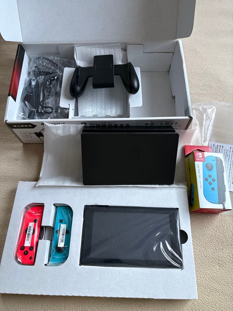 【値下げ】 Nintendo Switch ネオンブルー/ネオンレッド本体