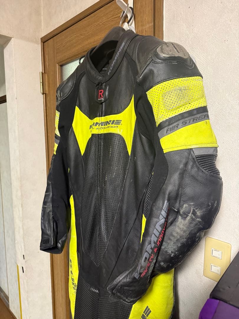 KOMINE レーシングスーツ　サイズ4XLB
