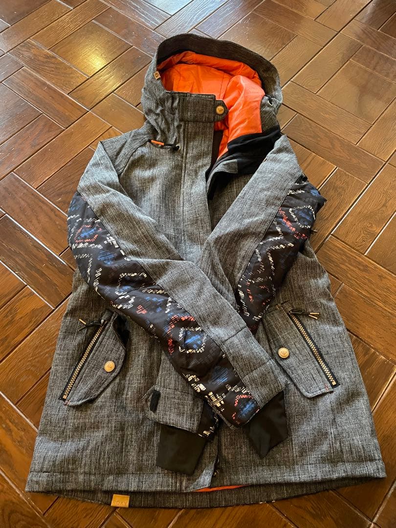 【未使用・タグなし】ロキシー　スキーウェア　ジャケットのみ