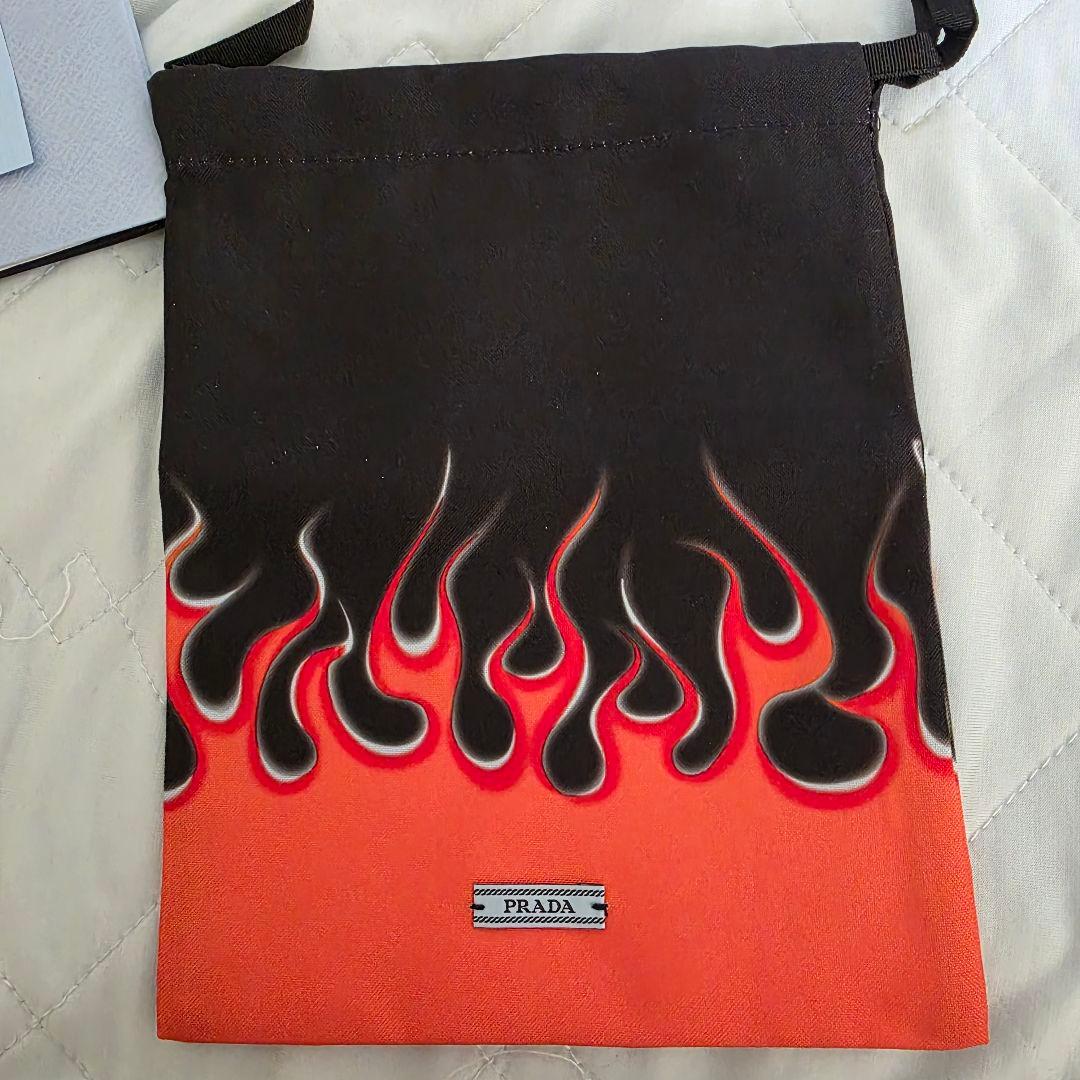 即発送　PRADA iPhone14plus ケース