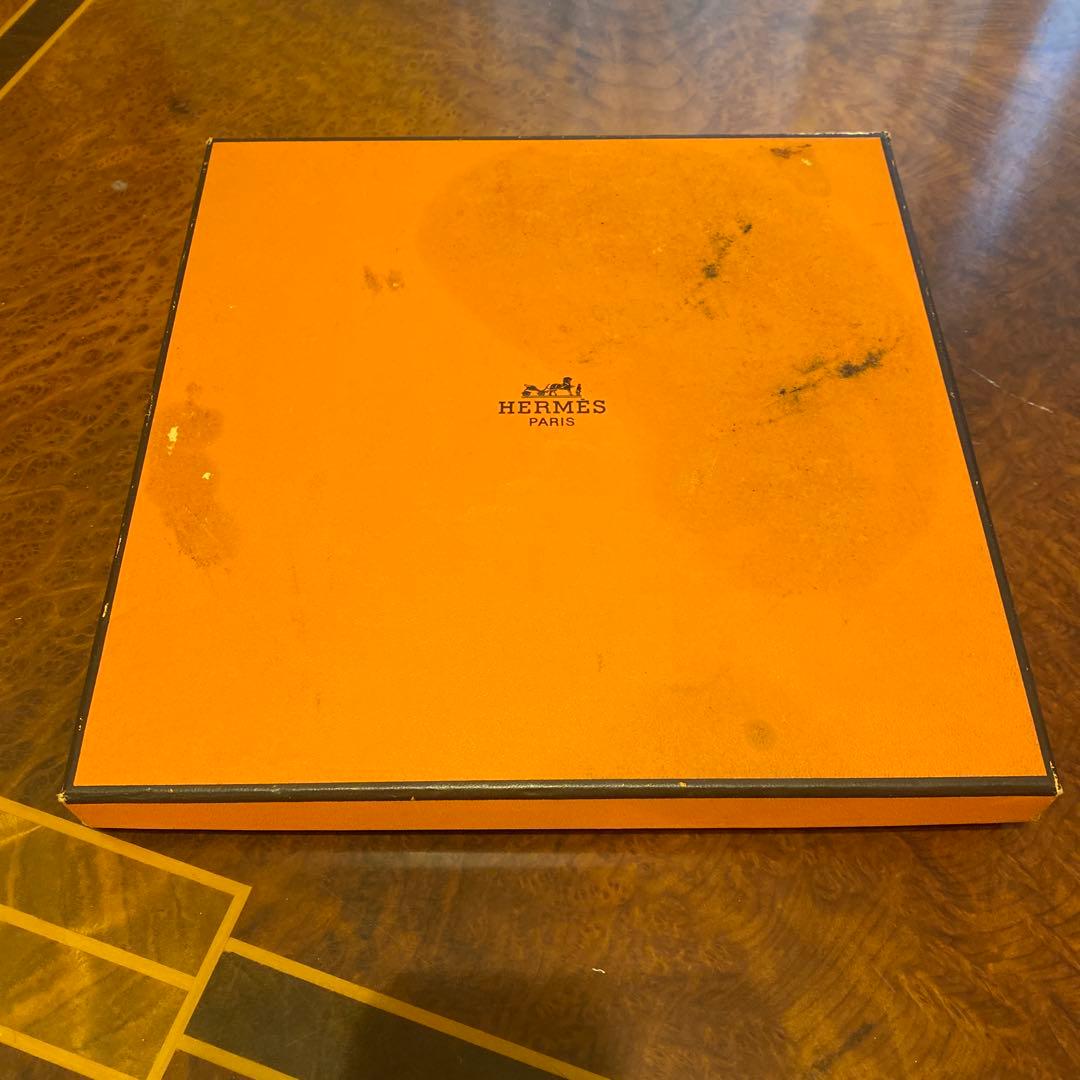 k*u様 エルメス HERMES 皿　花柄　陶器　未使用